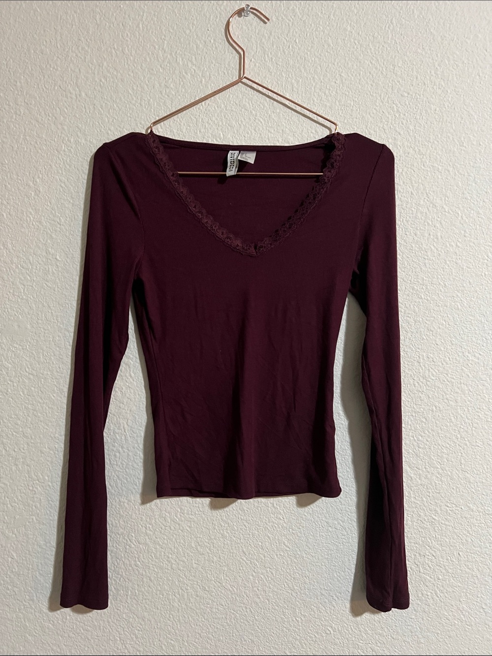 Divided Long-Sleeve V-Neck Lace Trim Top - Burgundy